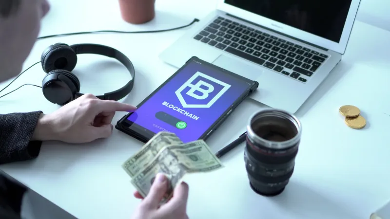 Your Wallet, Your Business: A 2025 Guide to Keeping Crypto Financial Data Private (and Legal)